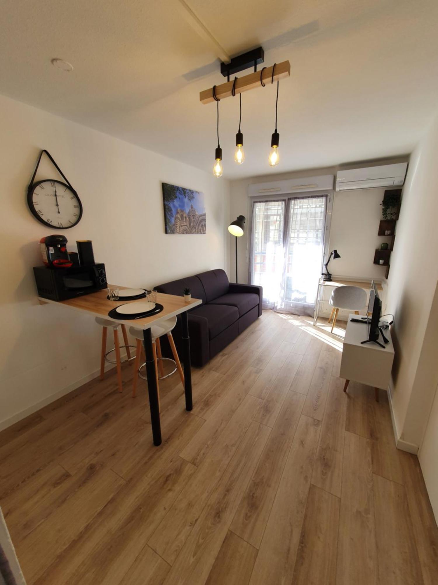 Appartement Tout Equipe A 6Min De La Gare St Charles Marseille Exterior photo