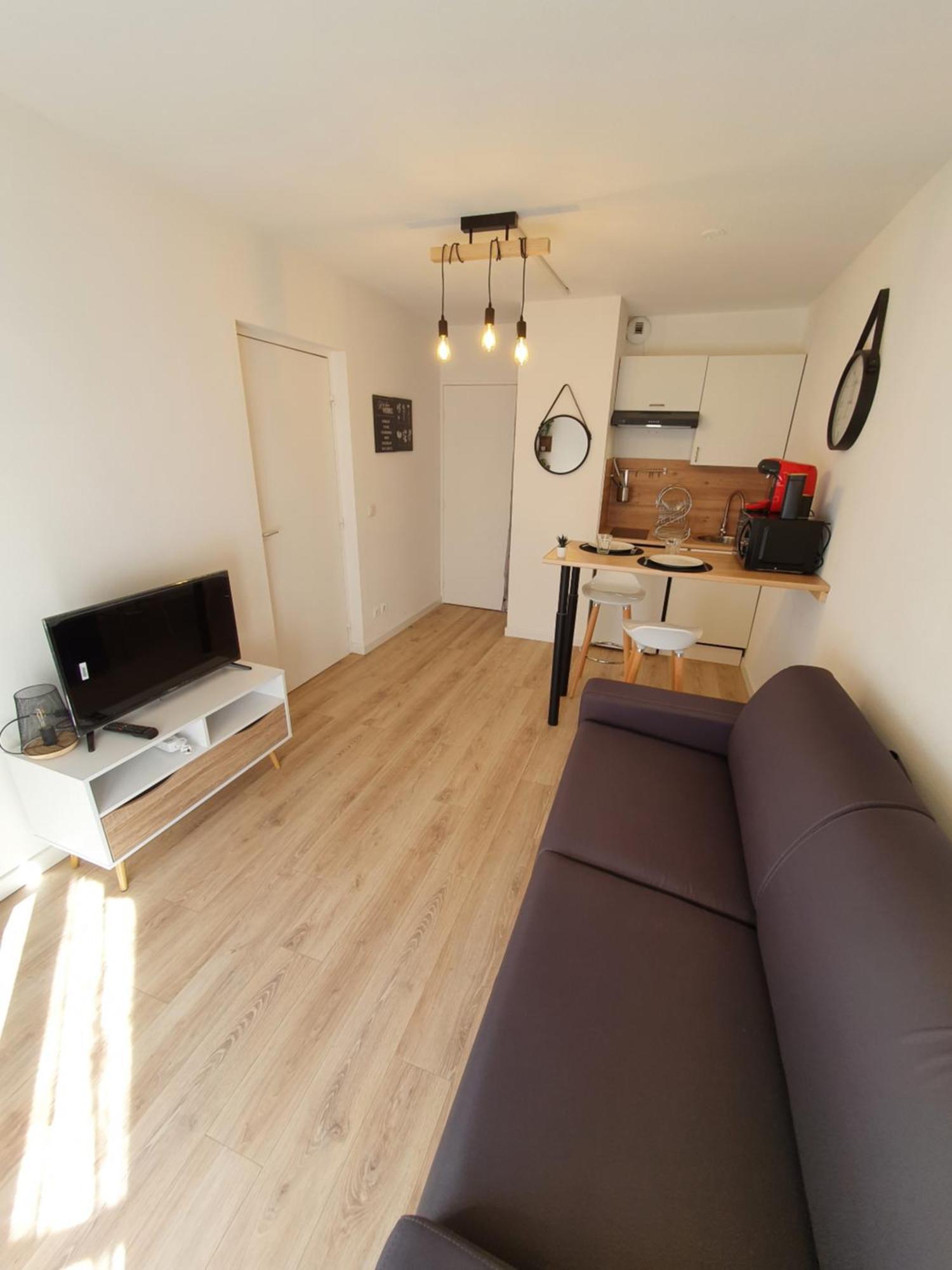 Appartement Tout Equipe A 6Min De La Gare St Charles Marseille Exterior photo